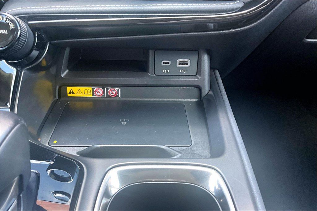 Used 2025 Lexus NX 250 FWD w/ Towing Package (2000 Lbs) image 34