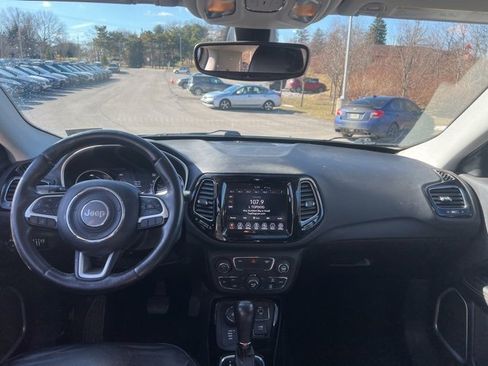 Used 2019 Jeep Compass Limited image 18