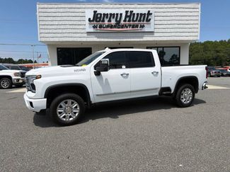 Used 2025 Chevrolet Silverado 3500 High Country w/ Technology Package AWD/4WD video 1