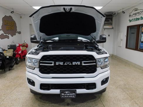 Used 2024 RAM 3500 Big Horn w/ Level 1 Equipment Group image 18
