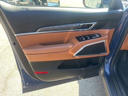 Used 2023 Kia Telluride EX X-Line AWD/4WD image 11