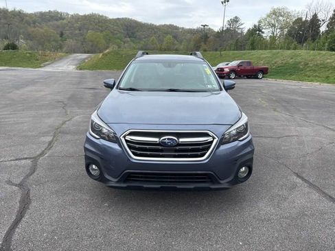 Used 2018 Subaru Outback 2.5i Premium AWD/4WD image 3