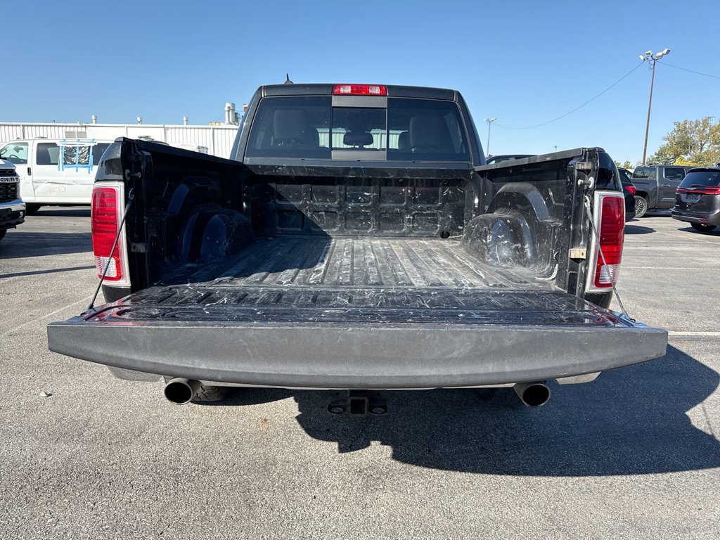 Used 2017 RAM 1500 Laramie w/ Convenience Group AWD/4WD image 24