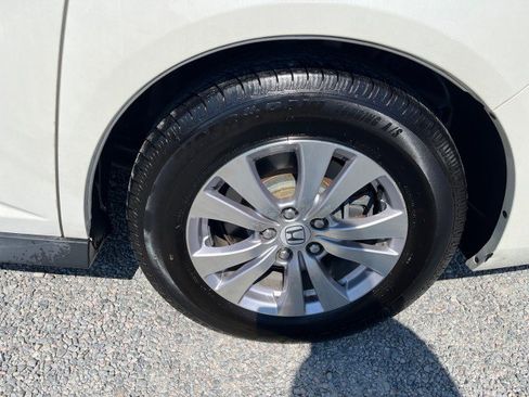 Used 2016 Honda Odyssey SE image 11