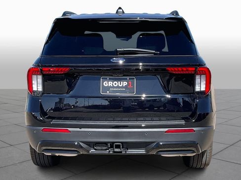 New 2026 Ford Explorer ST-Line image 4