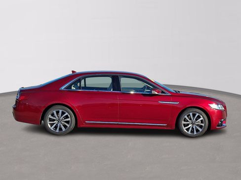 Used 2019 Lincoln Continental Premiere image 7