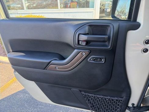 Used 2017 Jeep Wrangler Unlimited Sport w/ Quick Order Package 24S image 13