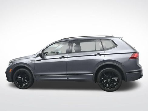 Used 2022 Volkswagen Tiguan SE R-Line AWD/4WD image 10