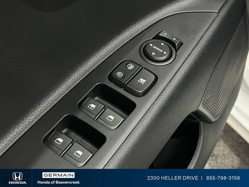 Used 2023 Kia Rio S FWD image 18