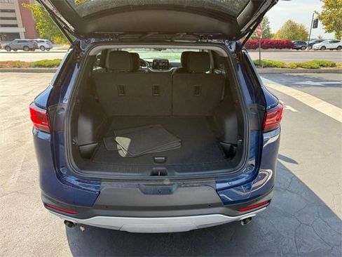 Used 2023 Chevrolet Blazer LT w/ Driver Confidence Package image 6