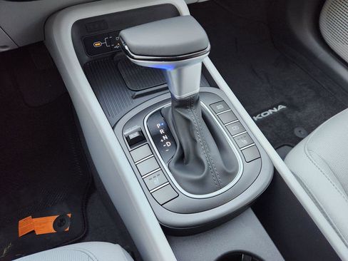 New 2026 Hyundai Kona SEL Sport FWD image 18