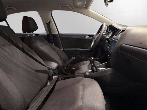 Used 2015 Volkswagen Jetta S image 11