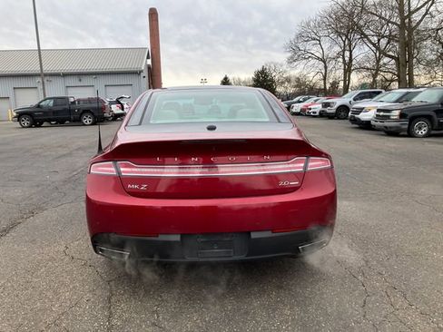 Used 2014 Lincoln MKZ image 4
