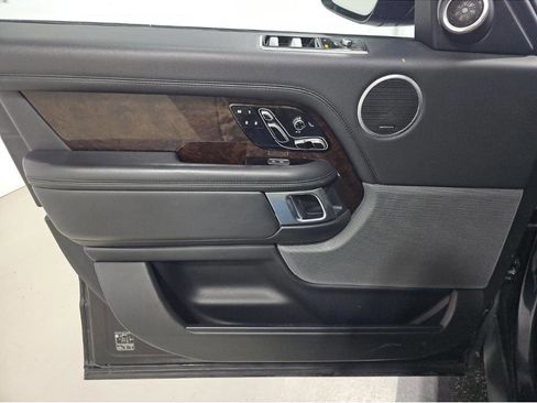 Used 2022 Land Rover Range Rover Westminster Edition image 26