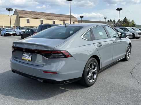 Used 2025 Honda Accord EX-L image 8