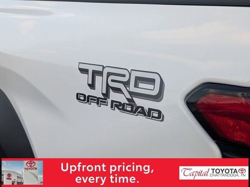 Used 2024 Toyota Tacoma TRD Off-Road AWD/4WD image 8