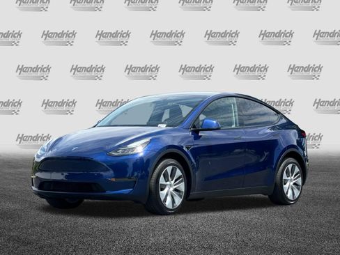 Used 2023 Tesla Model Y Long Range AWD/4WD image 9