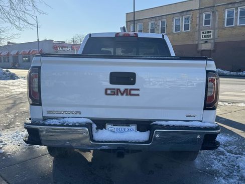 Used 2018 GMC Sierra 1500 SLT image 4