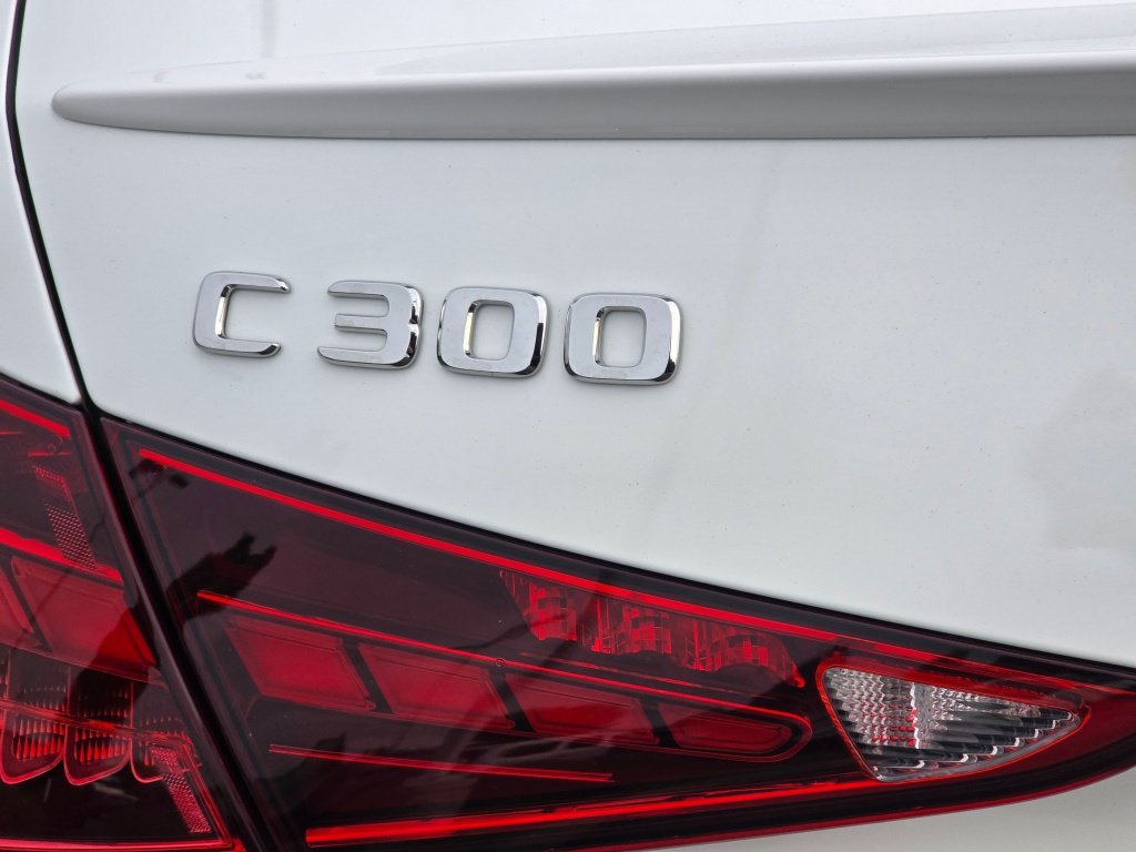 Used 2026 Mercedes-Benz C 300 4MATIC Sedan image 33