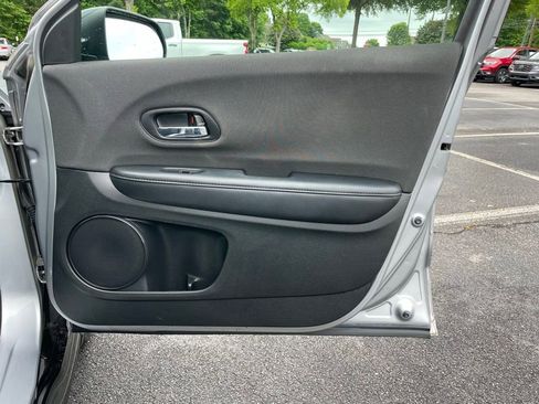 Certified 2019 Honda HR-V Sport image 28
