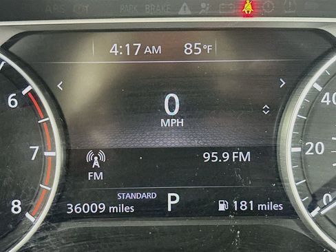 Used 2023 Nissan Rogue SV w/ SV Premium B Package FWD image 19