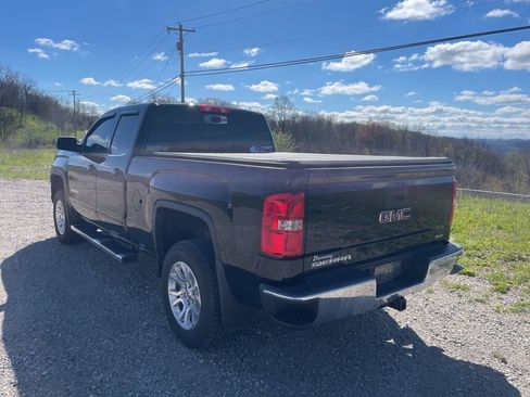 Used 2017 GMC Sierra 1500 SLE w/ Suspension Package, Off-Road AWD/4WD image 8