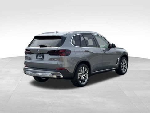 New 2026 BMW X5 xDrive40i AWD/4WD image 7