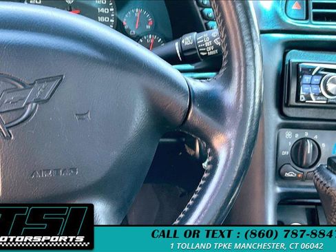 Used 2000 Chevrolet Corvette Convertible RWD image 17