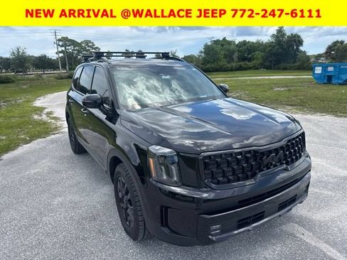Used 2025 Kia Telluride SX Prestige X-Pro AWD/4WD image 3