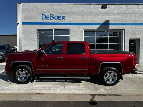 Used 2018 Chevrolet Silverado 1500 LTZ Z71 image 2