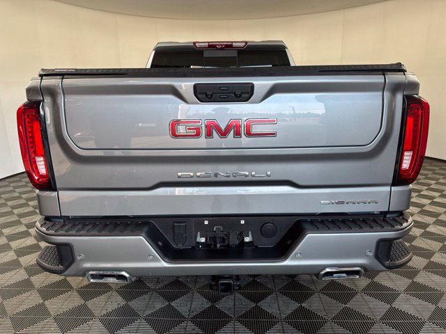 Used 2025 GMC Sierra 1500 Denali w/ Technology Package AWD/4WD image 23