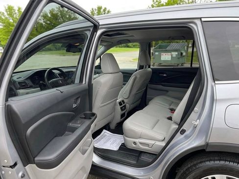 Used 2017 Honda Pilot EX-L image 11