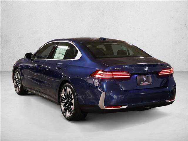 Used 2027 BMW 530i xDrive w/ Premium Package AWD/4WD image 8