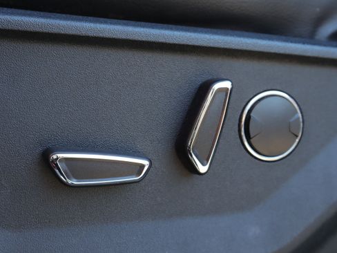 Used 2021 Ford F150 XLT w/ Equipment Group 302A High image 27