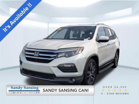 Used 2016 Honda Pilot Touring image 1