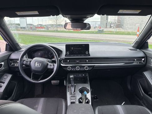 Used 2023 Honda Civic Sport image 18