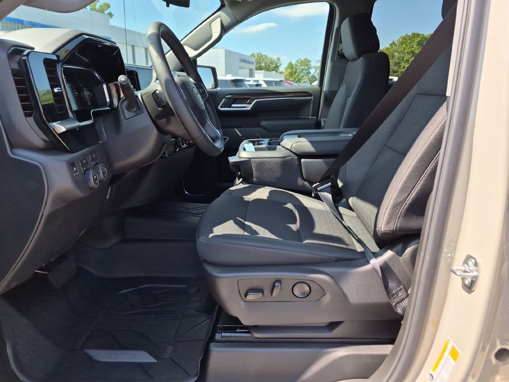 New 2026 Chevrolet Silverado 1500 RST w/ RST Select Package AWD/4WD image 15