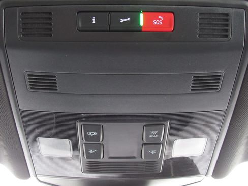 Used 2024 Volkswagen Jetta Sport FWD image 24