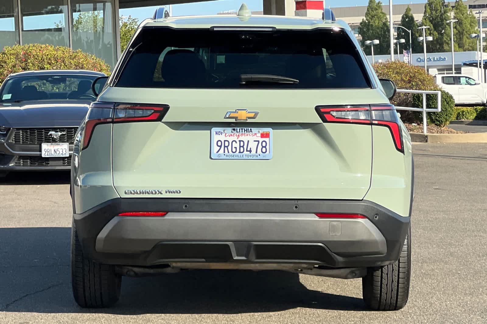 Used 2025 Chevrolet Equinox LT w/ Convenience Package II AWD/4WD image 8