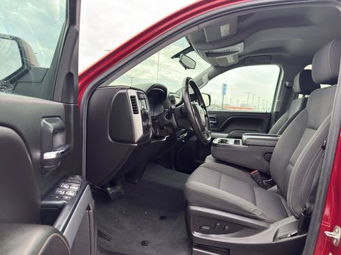 Used 2018 Chevrolet Silverado 1500 LT w/ All Star Edition image 13