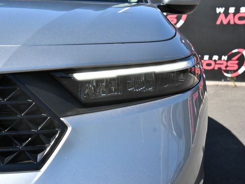 Used 2024 Honda Accord EX image 11