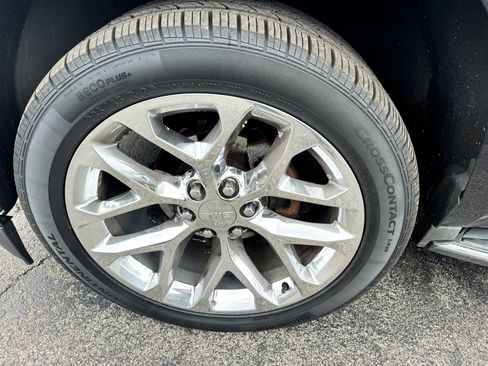 Used 2017 GMC Yukon Denali w/ Open Road Package image 34