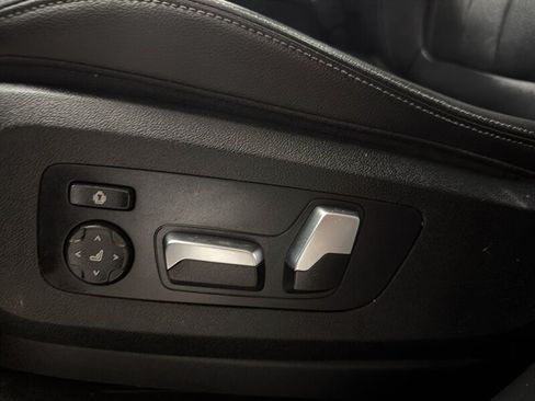Used 2019 BMW X5 xDrive40i AWD/4WD image 32