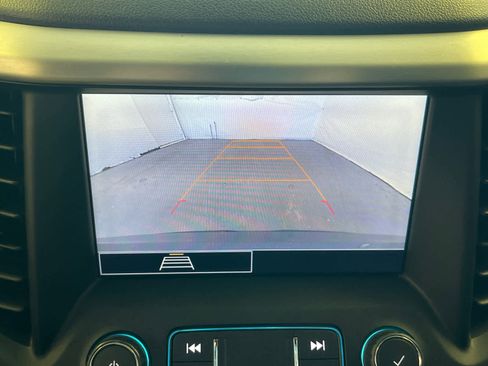 Used 2021 GMC Acadia SLE image 47