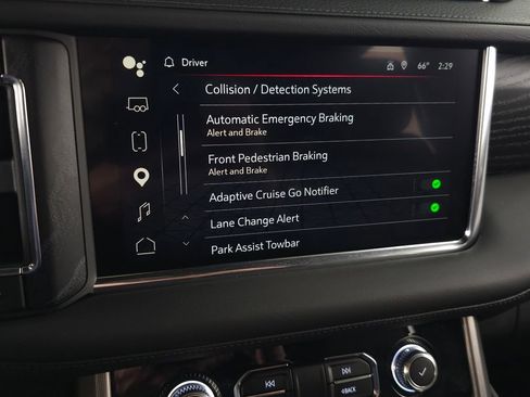 Used 2024 GMC Yukon Denali image 29