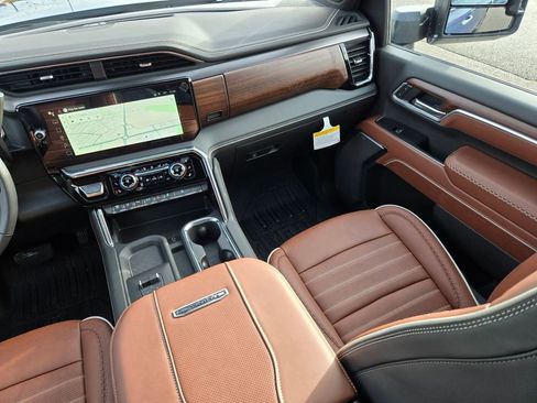 New 2026 GMC Sierra 3500 Denali Ultimate image 41