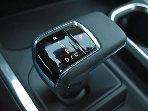 New 2026 GMC Sierra 1500 SLT w/ SLT Premium Package image 31