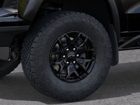 New 2026 Chevrolet Colorado ZR2 w/ Midnight Edition AWD/4WD image 9