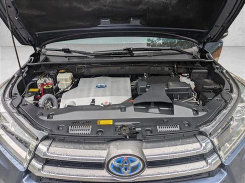 Used 2019 Toyota Highlander Limited image 24