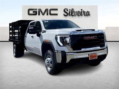 New 2024 GMC Sierra 3500 Pro w/ Convenience Package